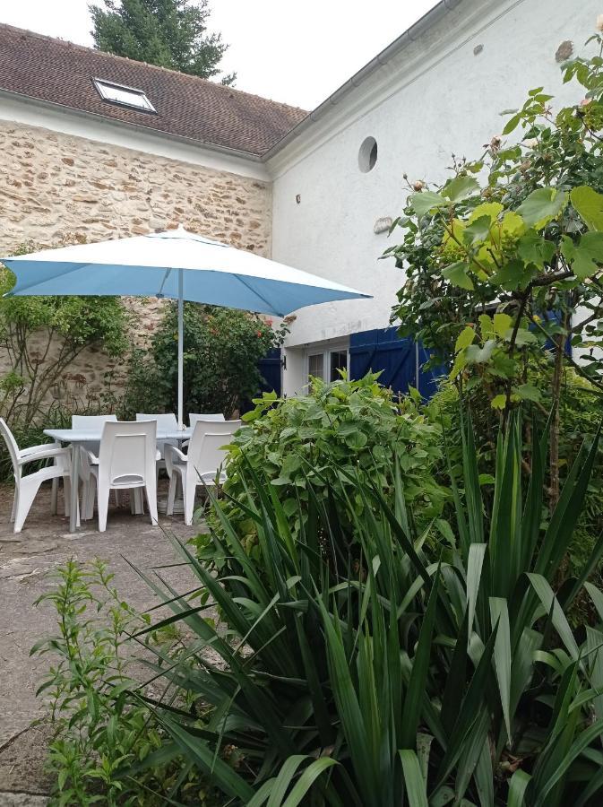 Chez Fred Et Cecile Bed & Breakfast Verdilly Exterior photo